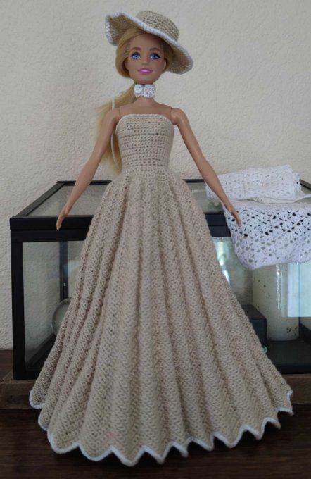 robe de princesse pour poupée barbie