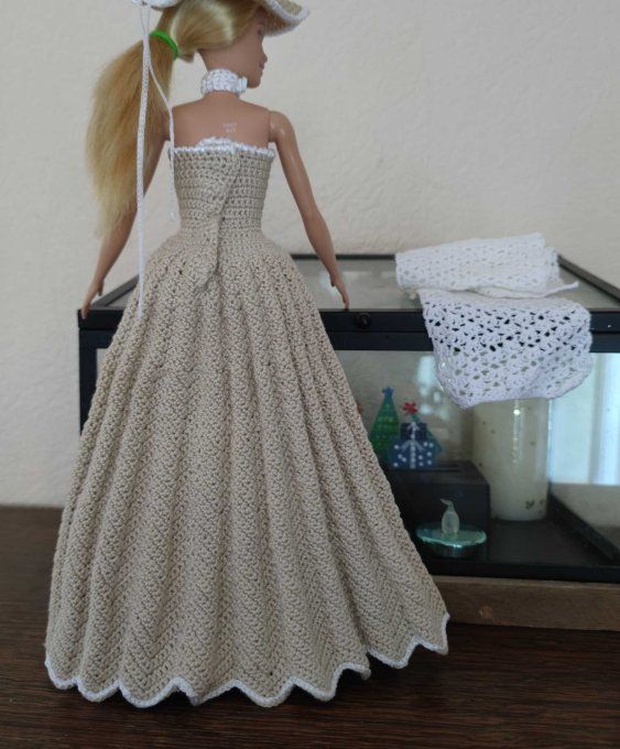 robe de princesse pour poupée barbie