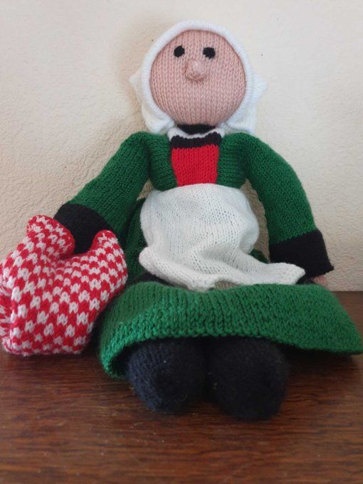 Poupée Bécassine
