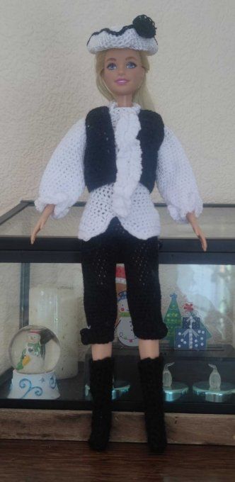 Tuto tenue de corsaire pour poupée Barbie